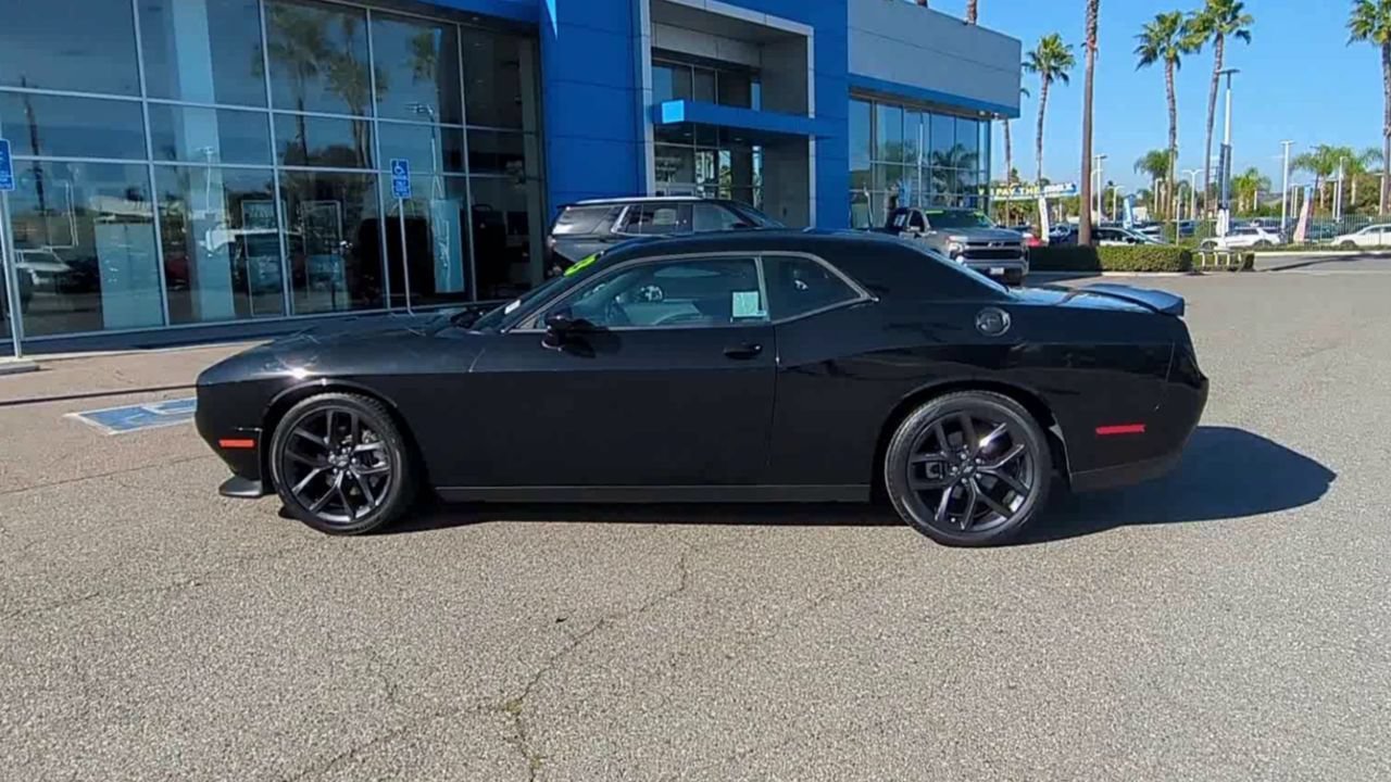 Used 2023 Dodge Challenger GT w/ Blacktop Package RWD image 5