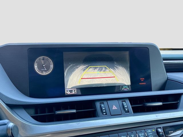 Used 2020 Lexus ES 300h w/ Premium Package FWD image 31