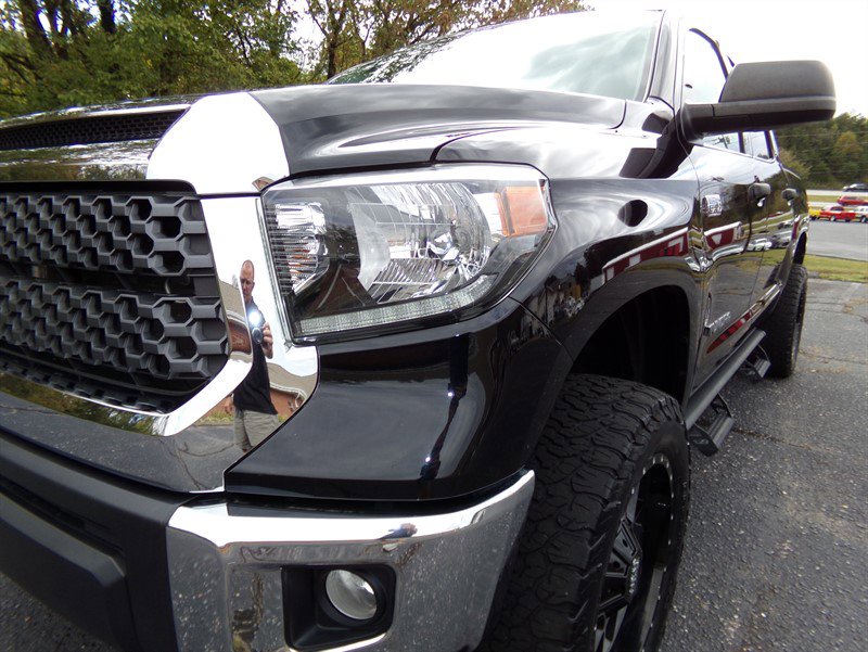 Used 2020 Toyota Tundra SR5 image 2