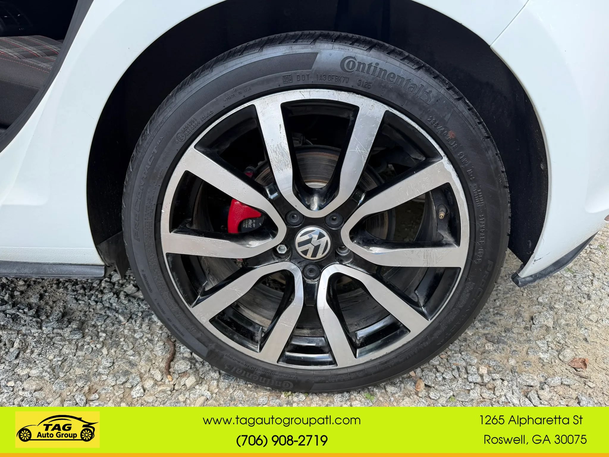 Used 2017 Volkswagen GTI SE FWD image 17