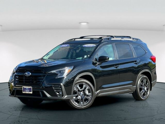 Certified 2025 Subaru Ascent Bronze Edition w/ Onyx Package image 2