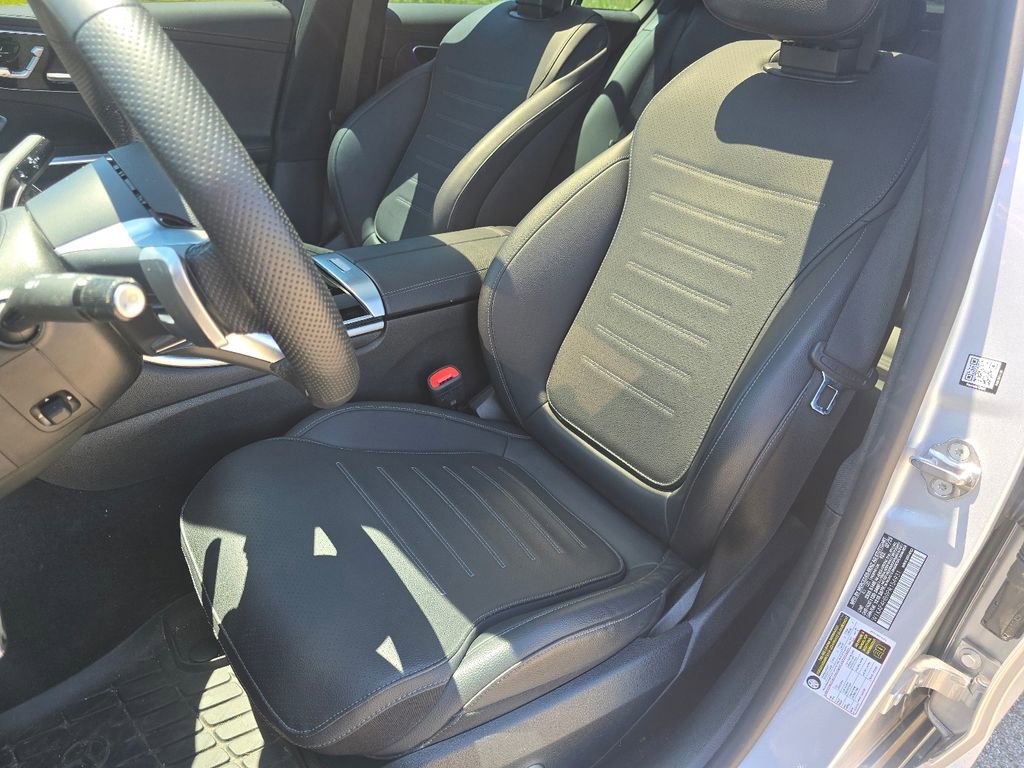 Certified 2023 Mercedes-Benz C 300 4MATIC Sedan image 24