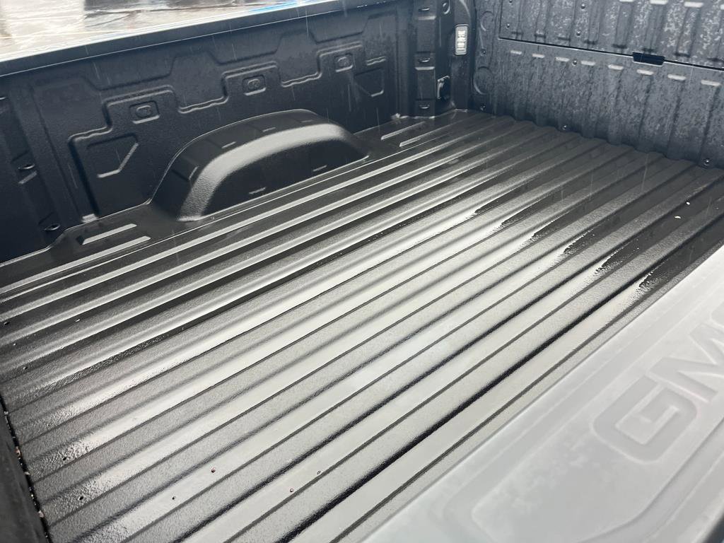 Used 2020 GMC Sierra 2500 Denali w/ Technology Package AWD/4WD image 25