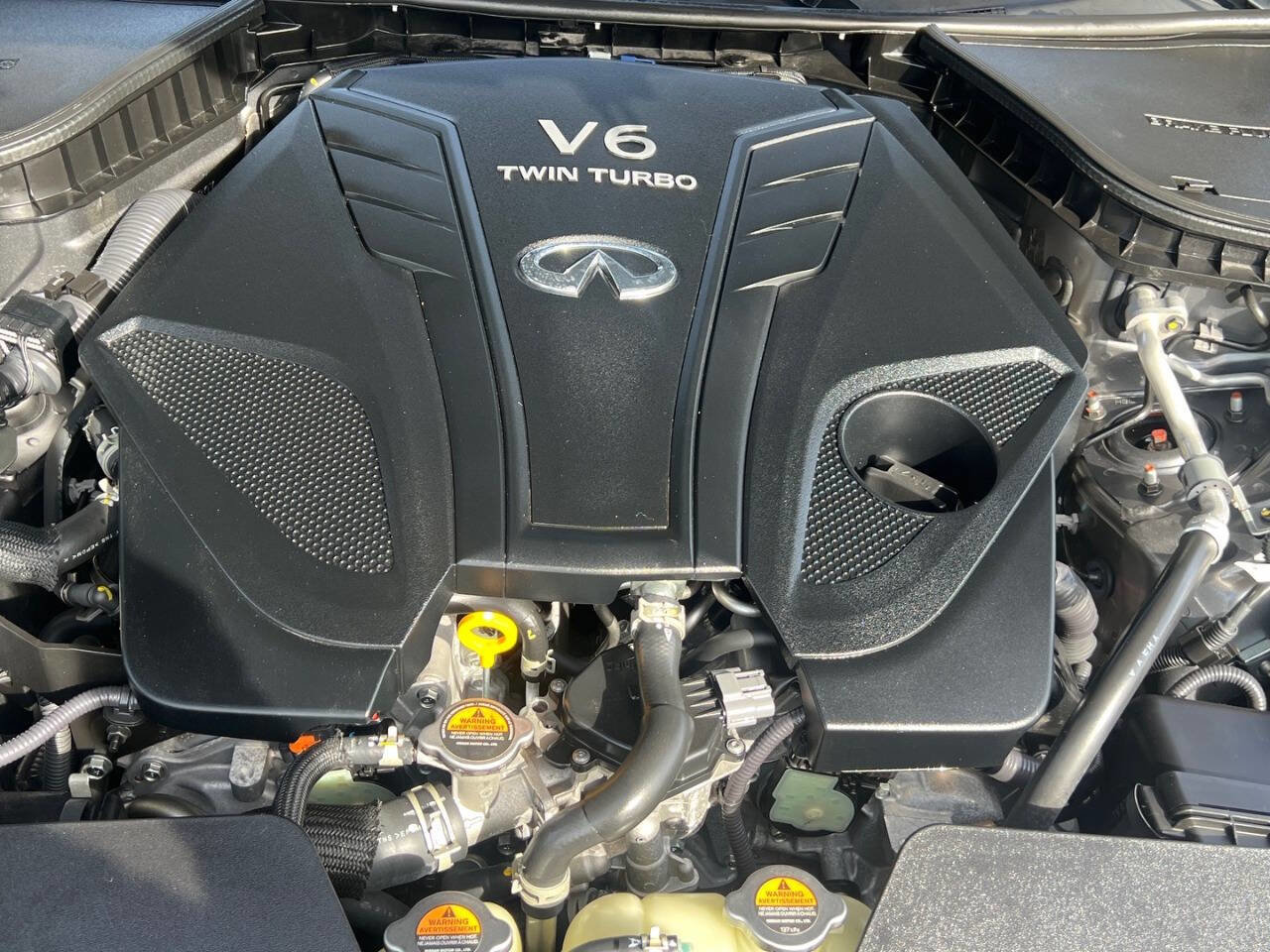 Used 2022 INFINITI Q50 Luxe w/ Cargo Package AWD/4WD image 14