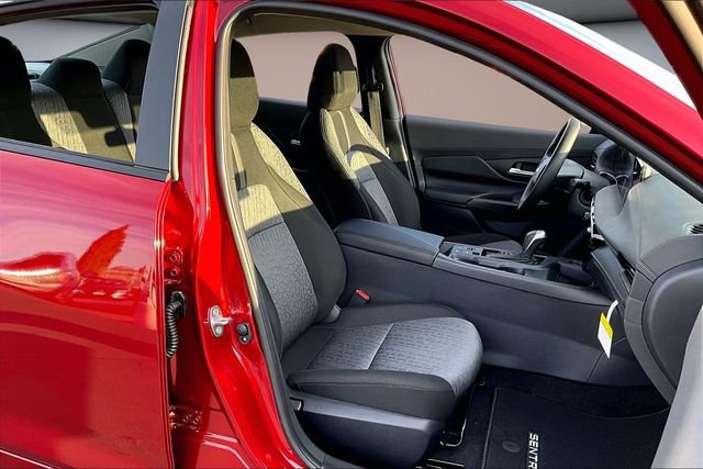 New 2026 Nissan Sentra SV FWD image 9