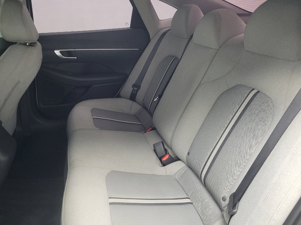 Used 2020 Hyundai Sonata SE w/ Cargo Package image 18