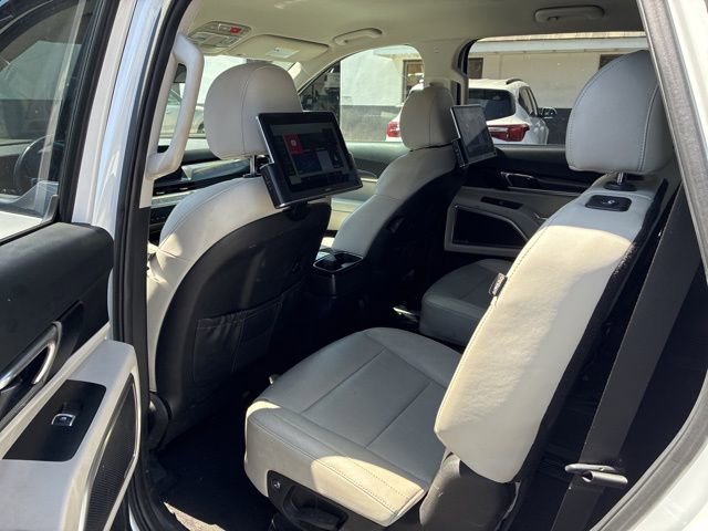 Certified 2023 Kia Telluride S image 9