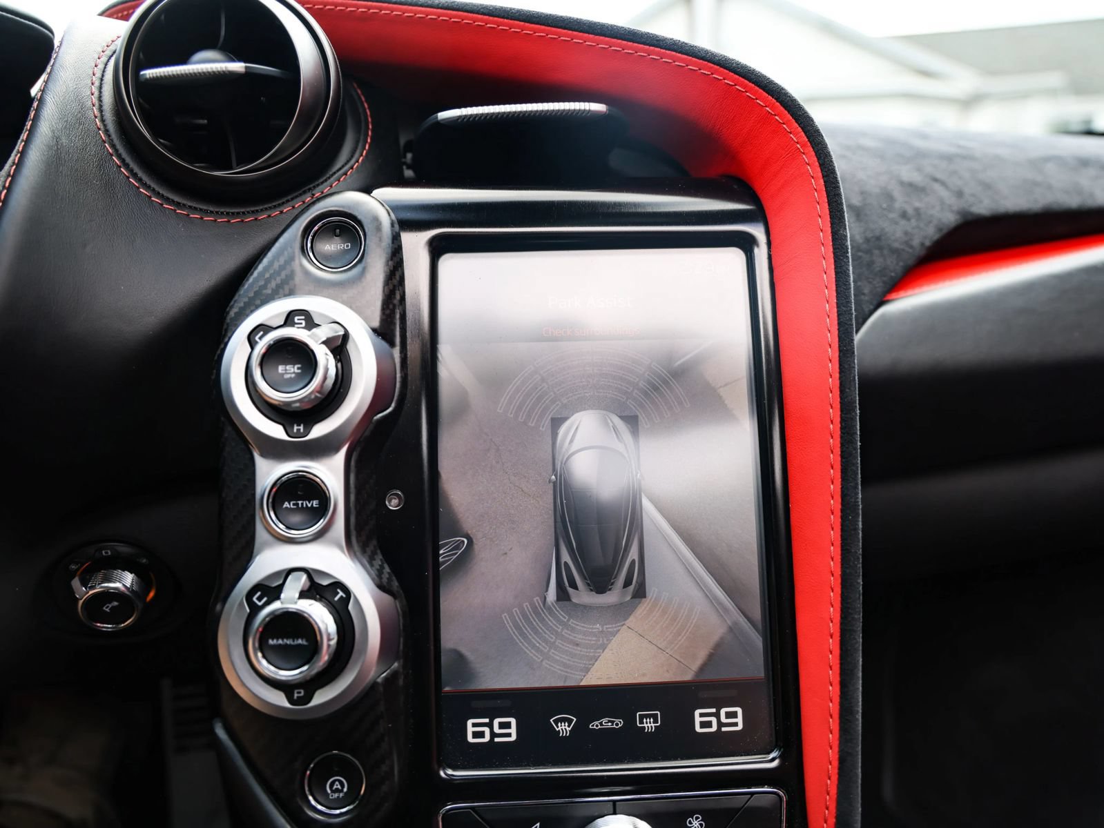 Used 2020 McLaren 720S Spider RWD image 42