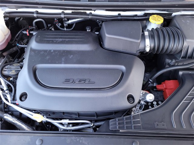 Certified 2025 Chrysler Pacifica Select image 20