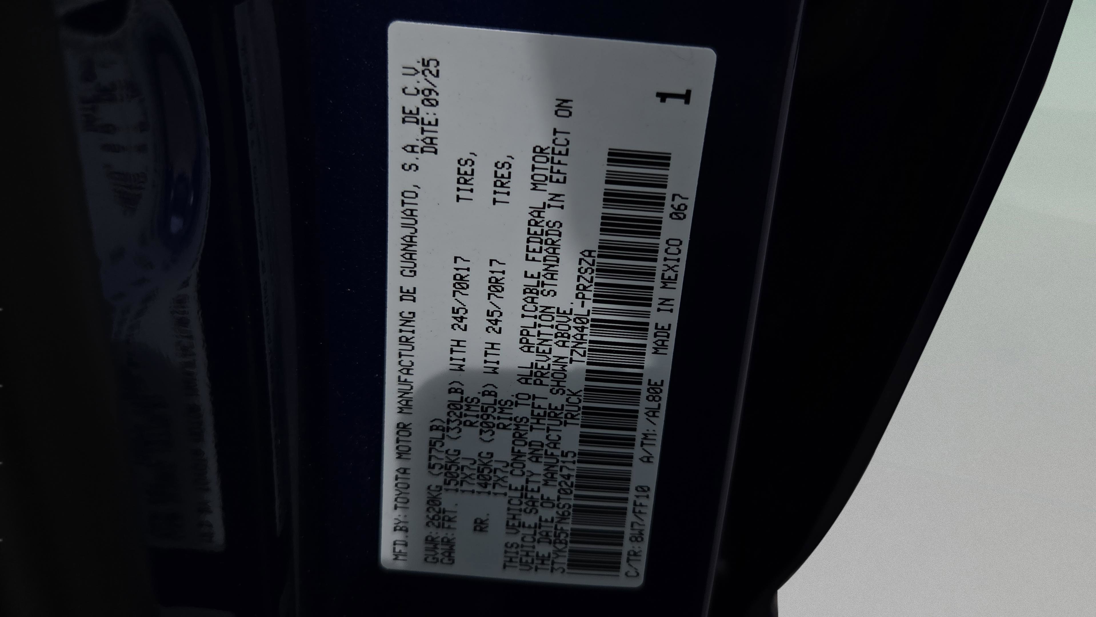 Used 2025 Toyota Tacoma SR5 RWD image 33
