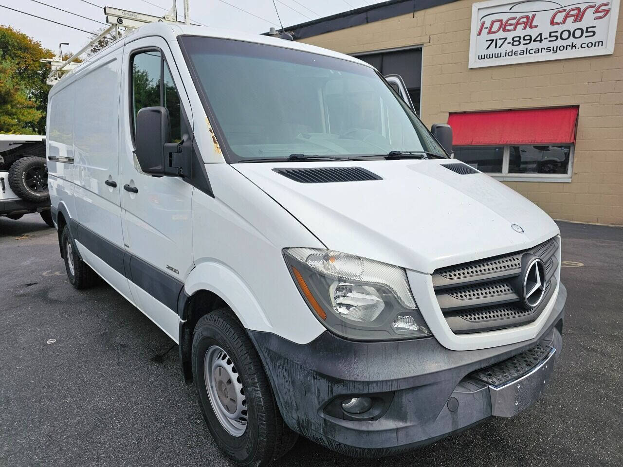 Used 2014 Mercedes-Benz Sprinter 2500 image 27