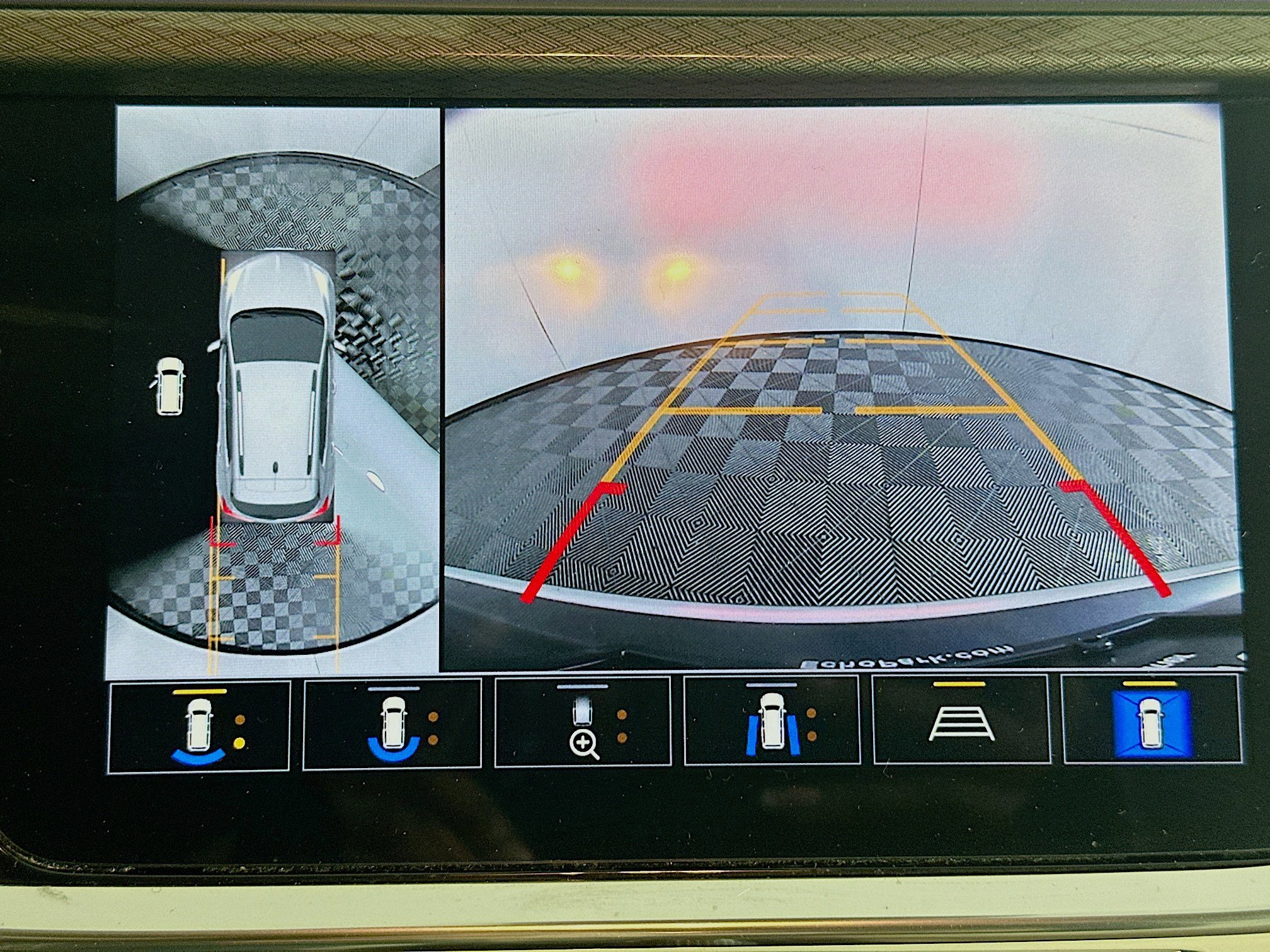 Used 2022 Buick Encore GX Essence w/ Advanced Technology Package FWD image 23