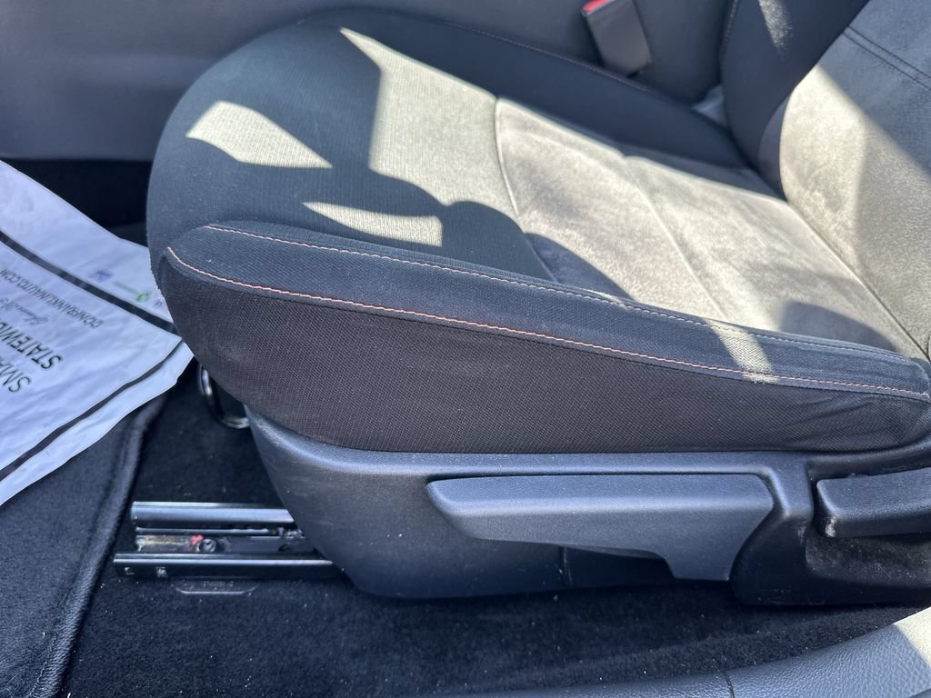 Used 2023 Nissan Sentra SR w/ Electronics Package FWD image 18