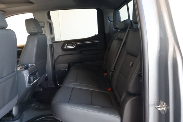 New 2026 GMC Sierra 1500 Elevation w/ Elevation Premium Package AWD/4WD image 17