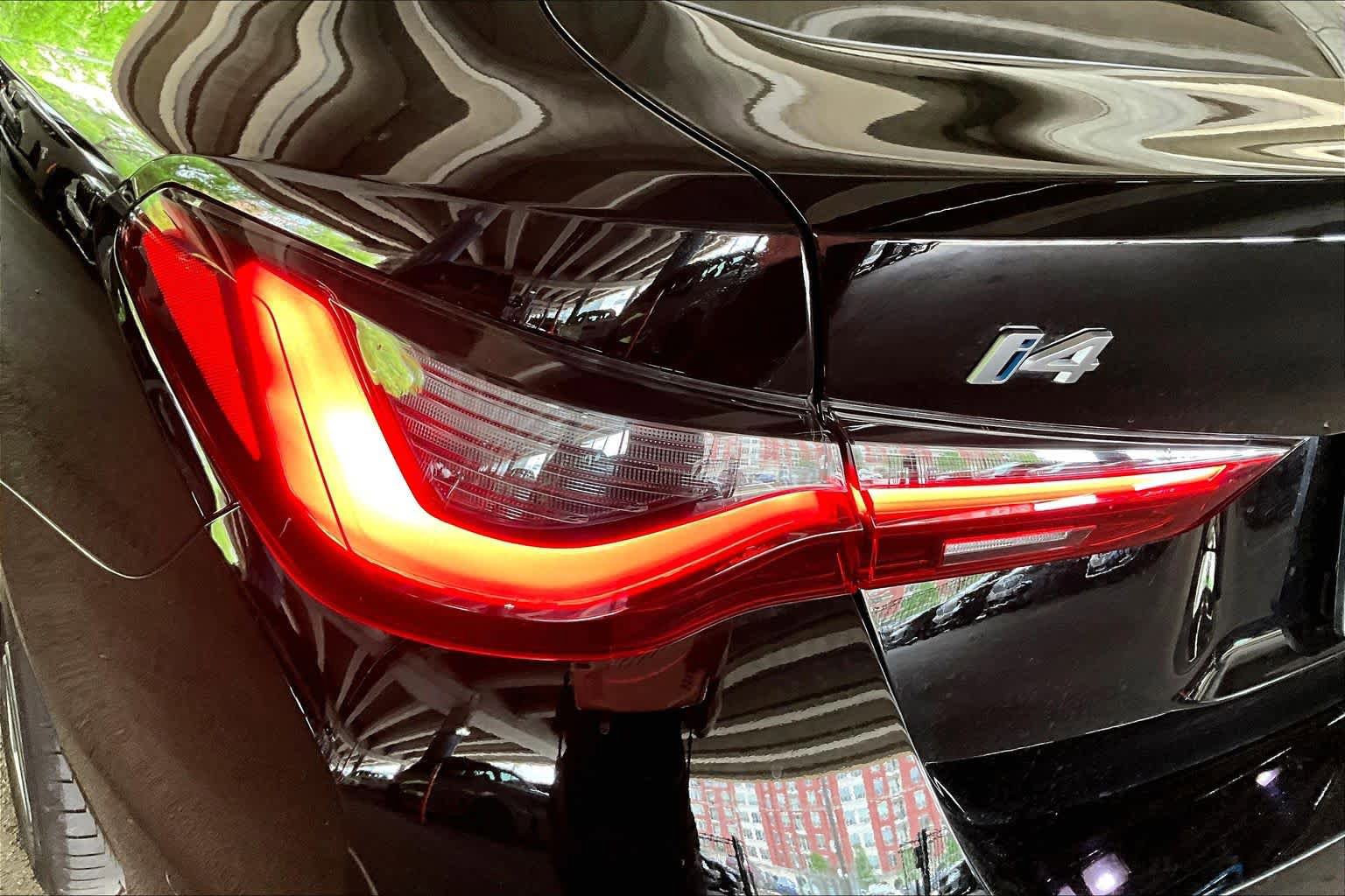 Used 2024 BMW i4 eDrive40 w/ Premium Package RWD image 28