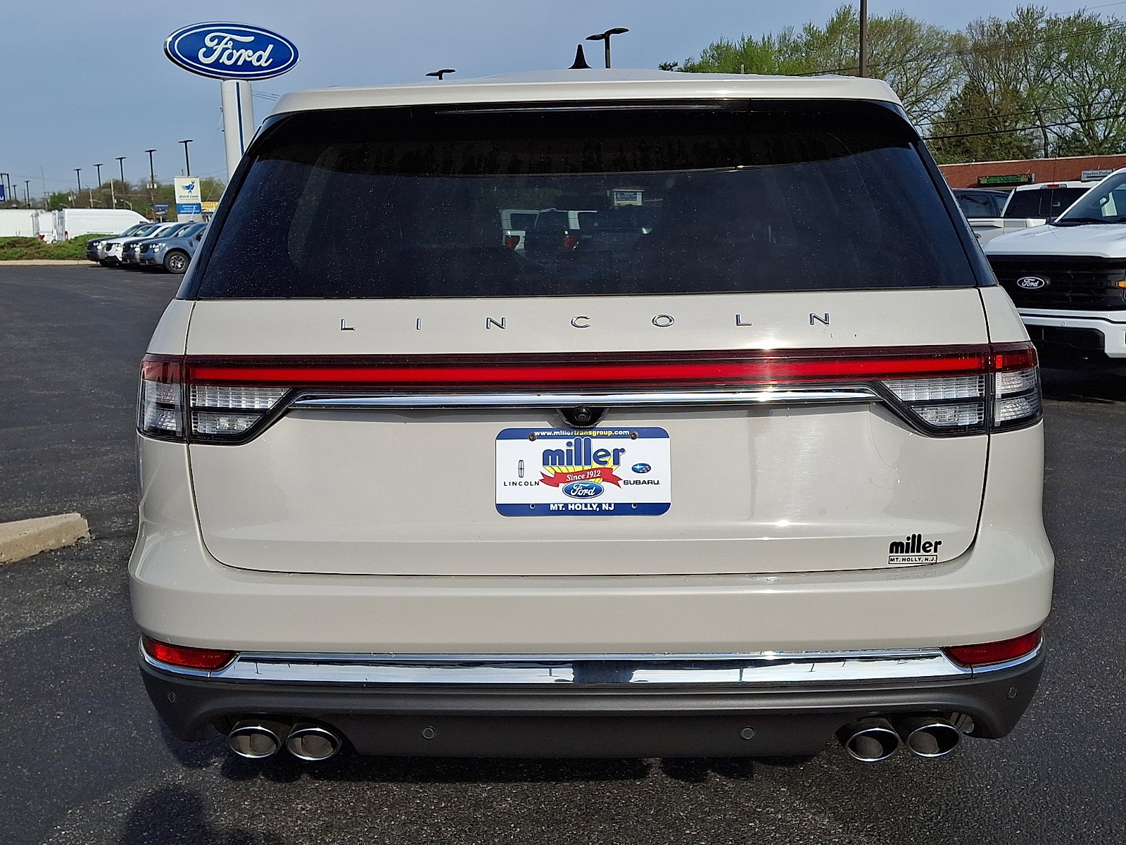Certified 2023 Lincoln Aviator Reserve w/ Equipment Group 201A AWD/4WD image 5