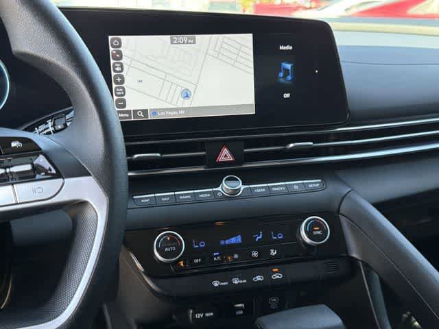 Certified 2024 Hyundai Elantra SEL FWD image 20