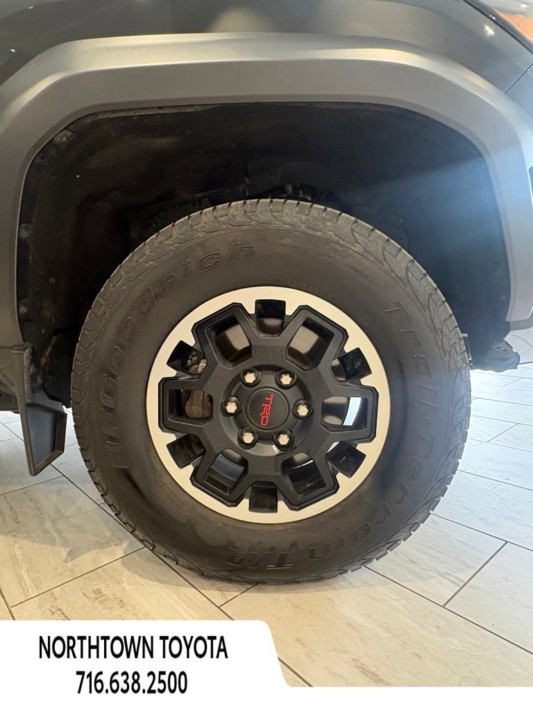 Used 2024 Toyota Tacoma TRD Off-Road AWD/4WD image 8