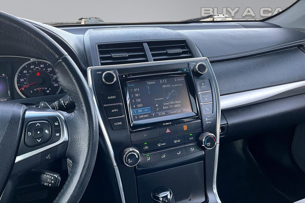 Used 2017 Toyota Camry SE FWD image 6