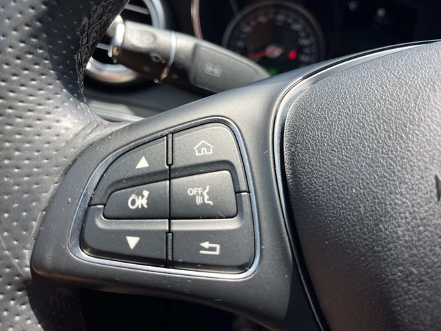 Used 2015 Mercedes-Benz C 300 4MATIC Sedan image 30