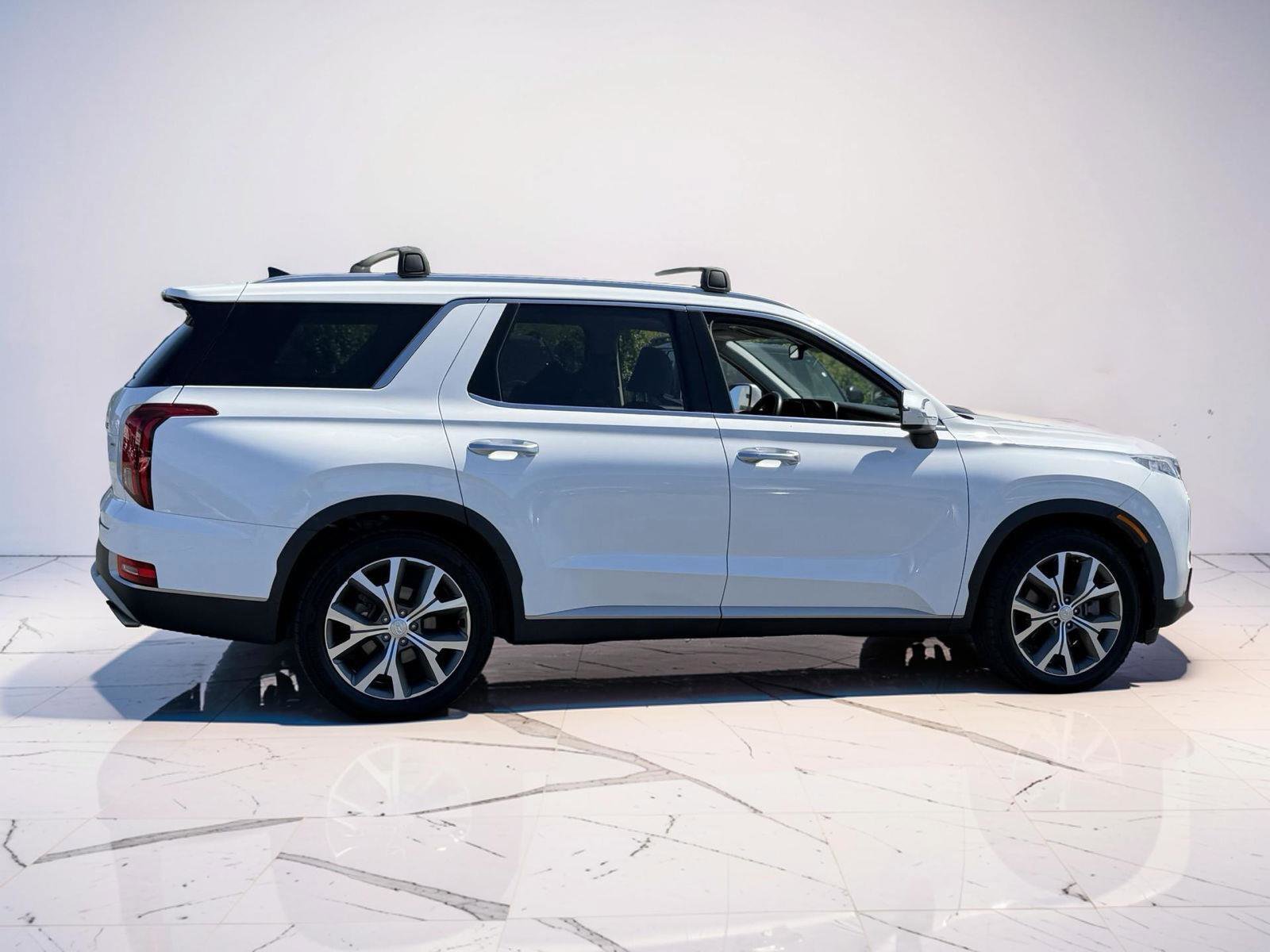 Used 2022 Hyundai Palisade SEL w/ 8P Bench Seat Package AWD/4WD image 2