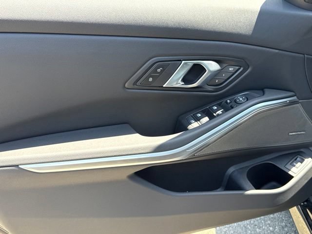 New 2026 BMW 330i Sedan w/ M Sport Package RWD image 15