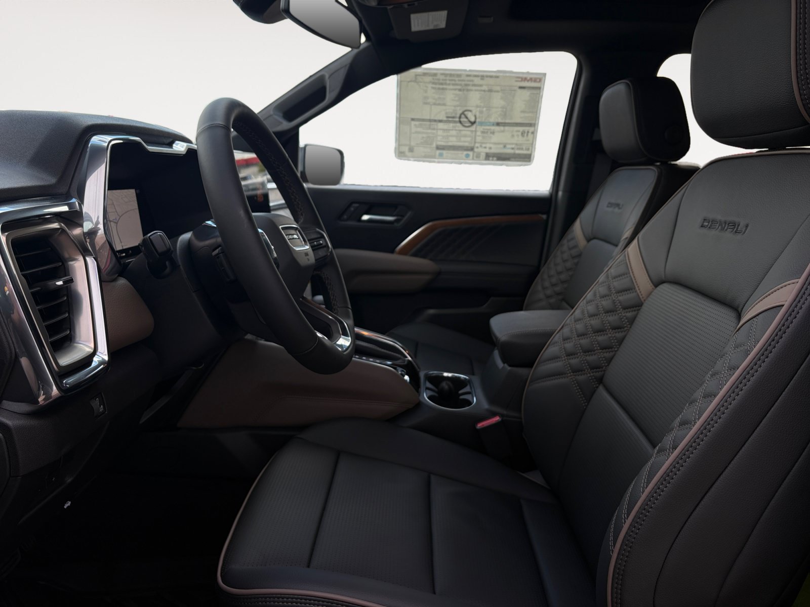 New 2026 GMC Canyon Denali AWD/4WD image 23