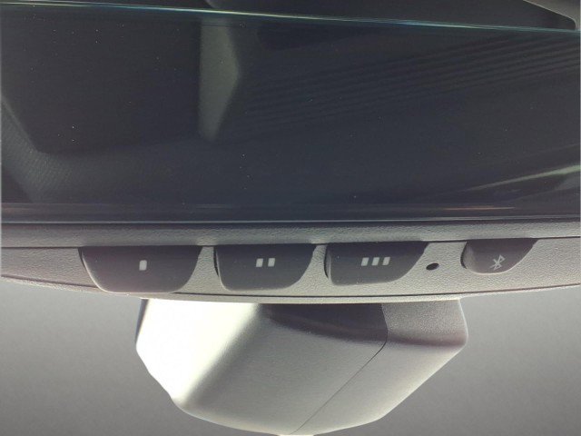 New 2026 Volkswagen Tiguan SE R-Line image 26