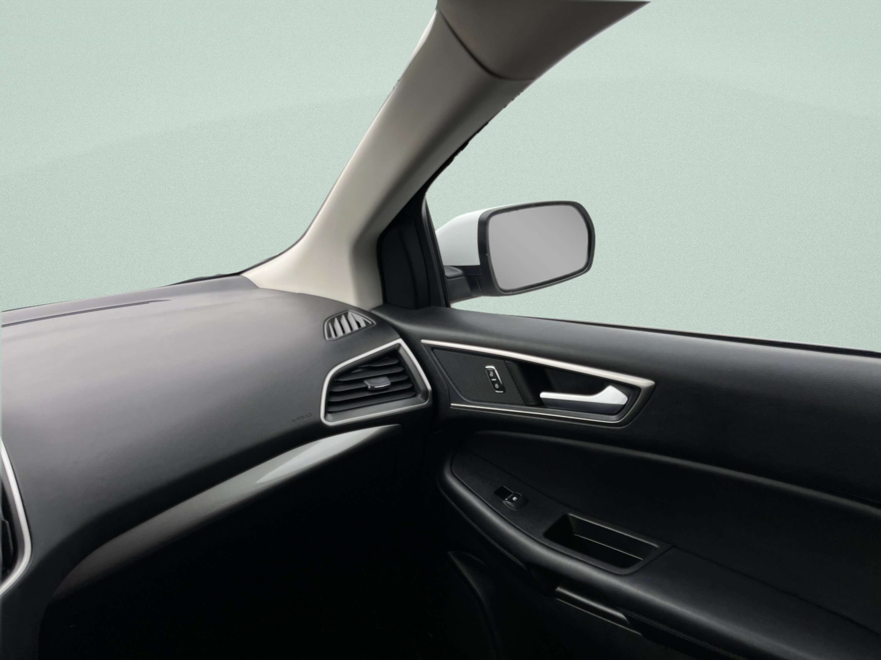 Used 2024 Ford Edge SEL image 29