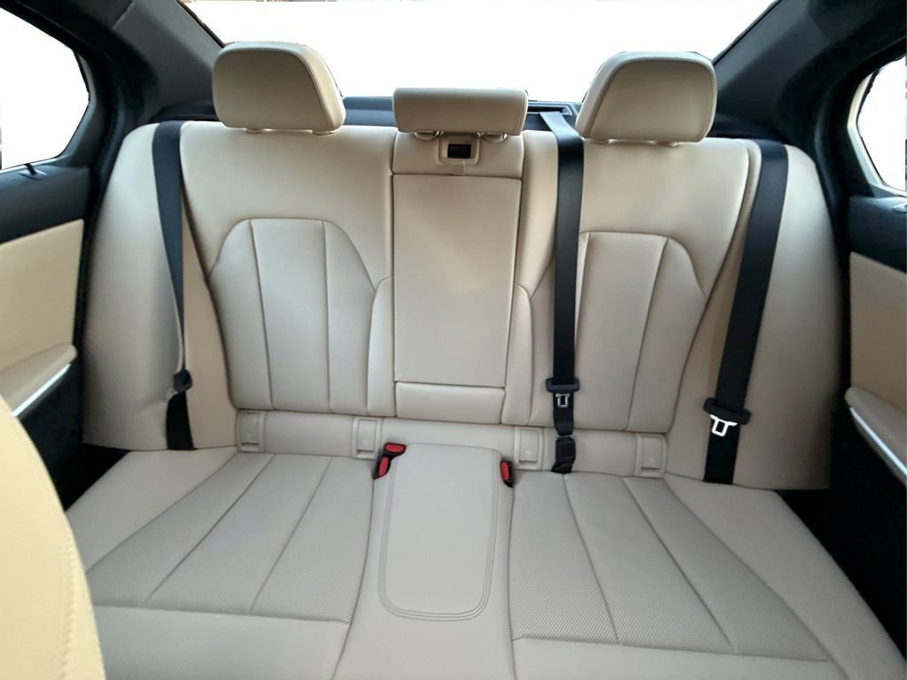 New 2026 BMW 330i Sedan w/ Premium Package image 20