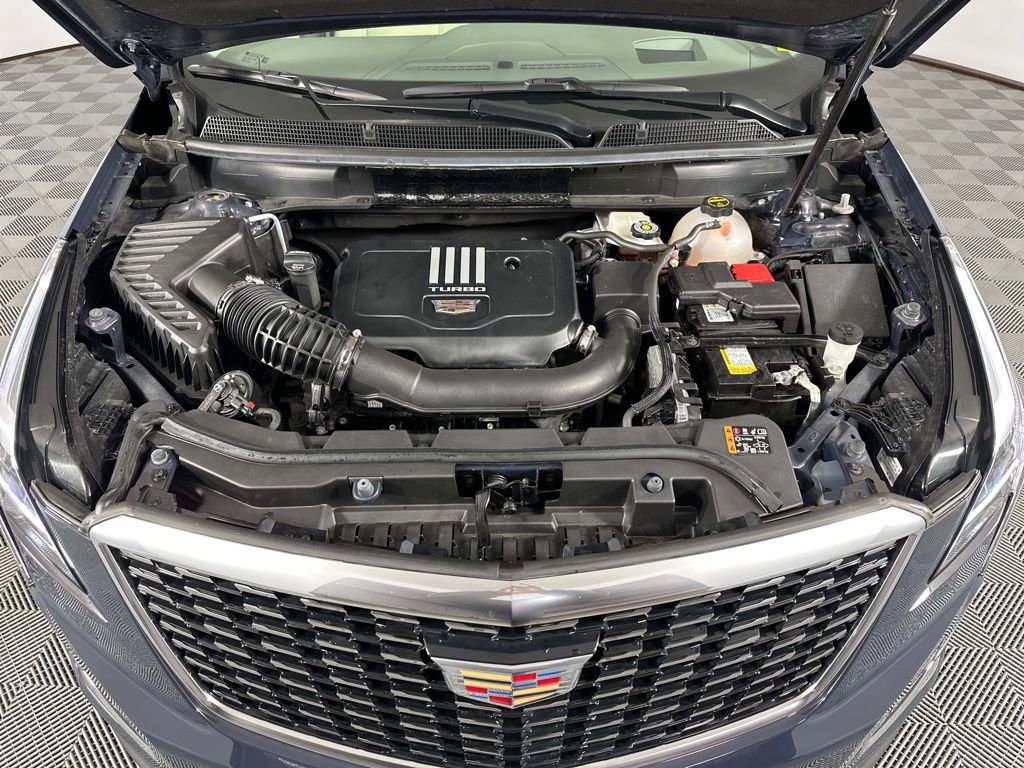Used 2024 Cadillac XT5 Premium Luxury w/ Technology Package image 3