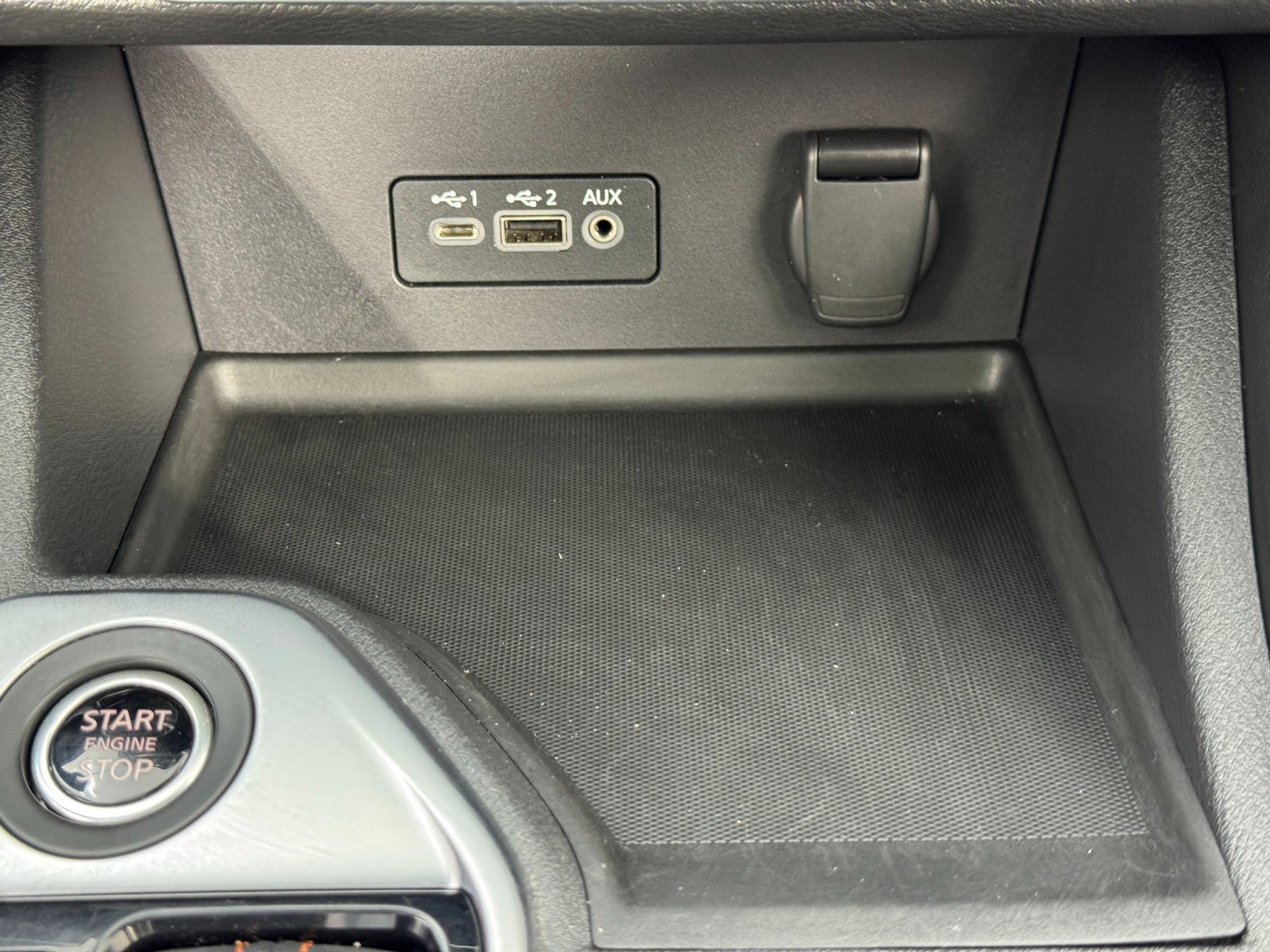 Used 2023 Nissan Sentra SR w/ SR Premium Package image 26