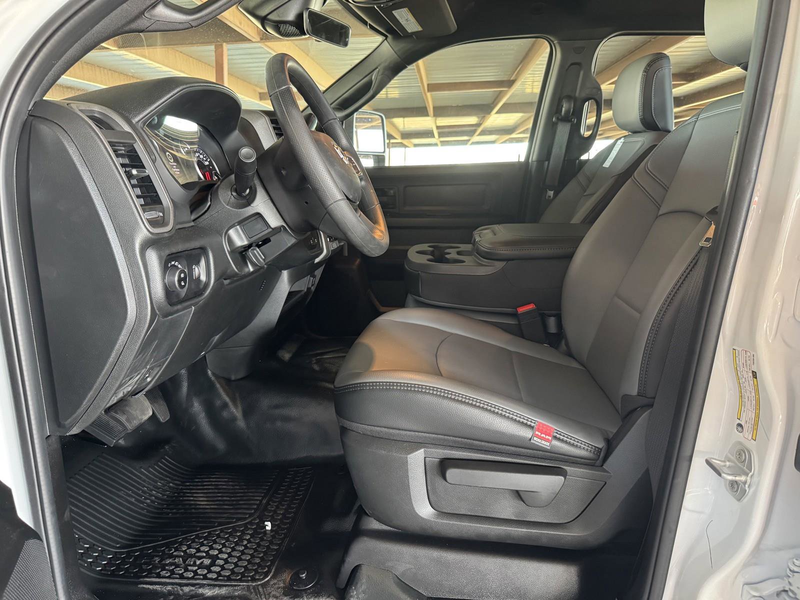 New 2026 RAM 3500 Tradesman w/ Chrome Appearance Group A image 24