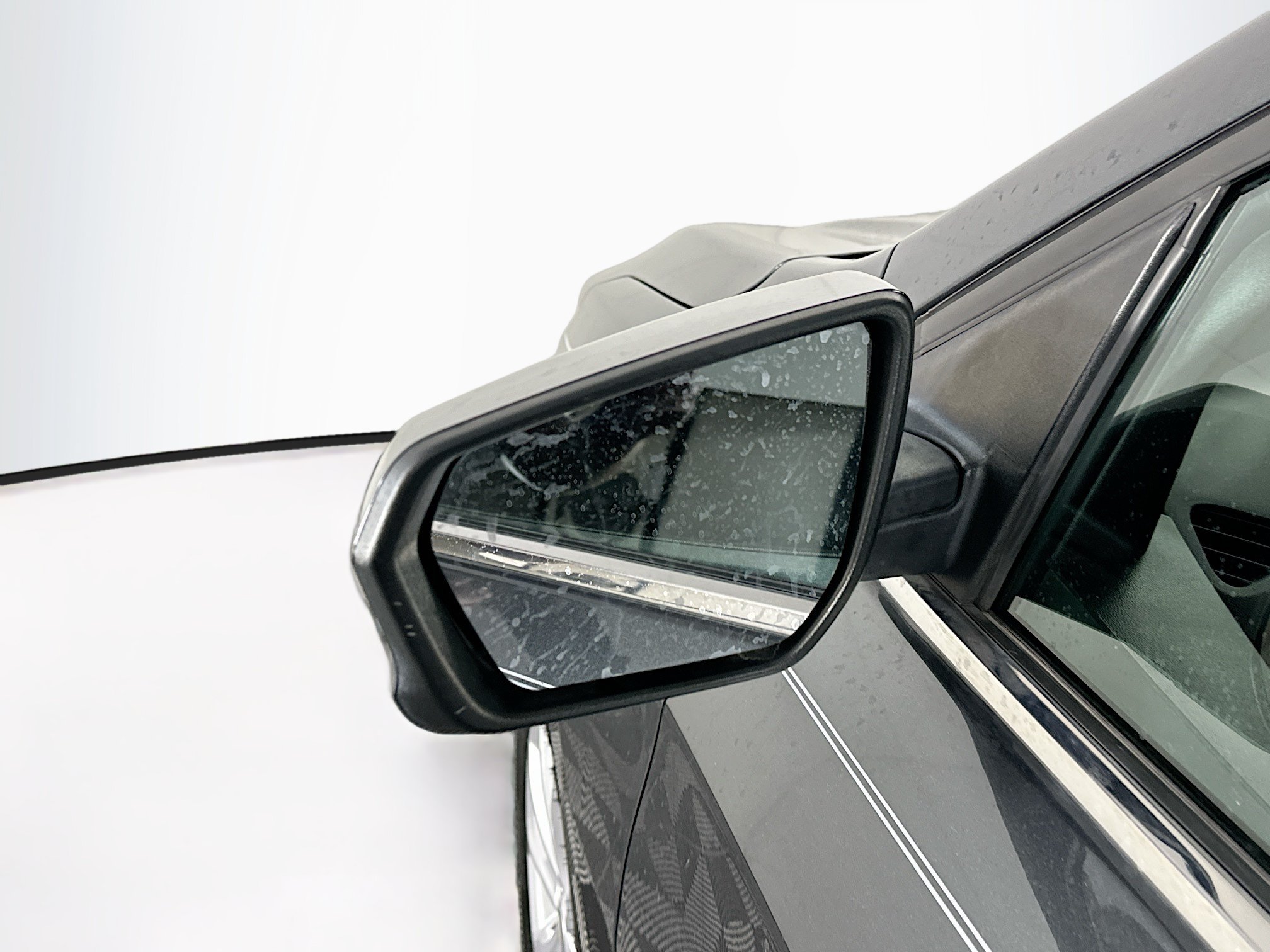 Used 2019 Chevrolet Equinox LT FWD image 16