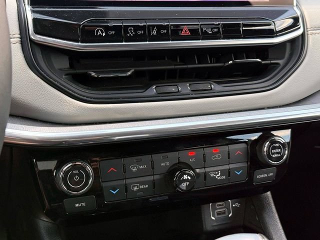Certified 2023 Jeep Compass Limited AWD/4WD image 30