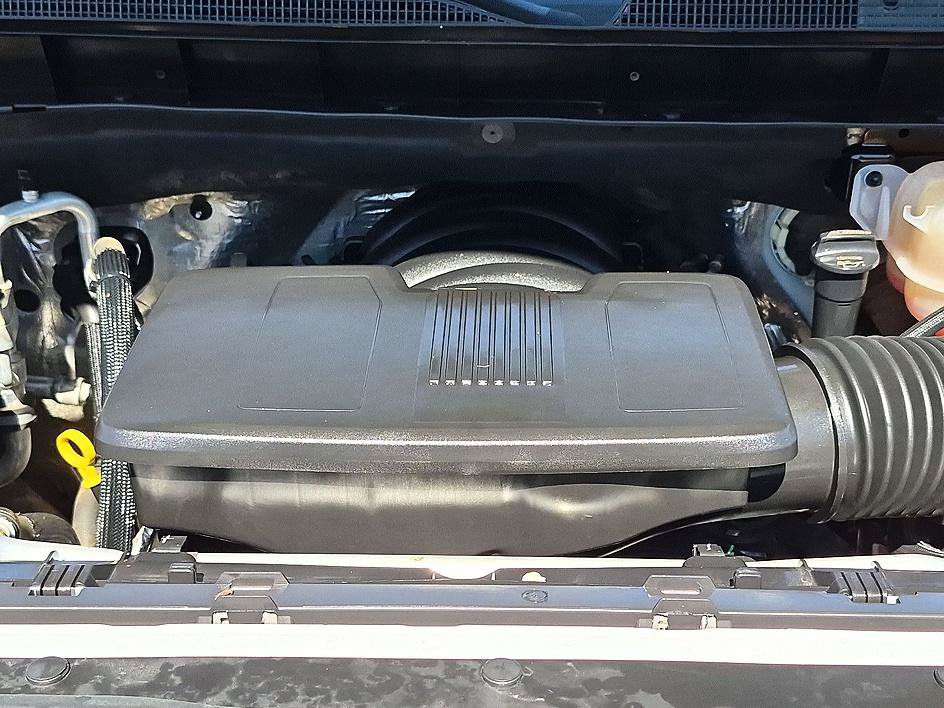 Used 2023 Chevrolet Silverado 1500 High Country AWD/4WD image 37