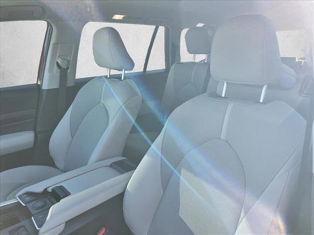Certified 2025 Toyota Grand Highlander AWD Hybrid image 16