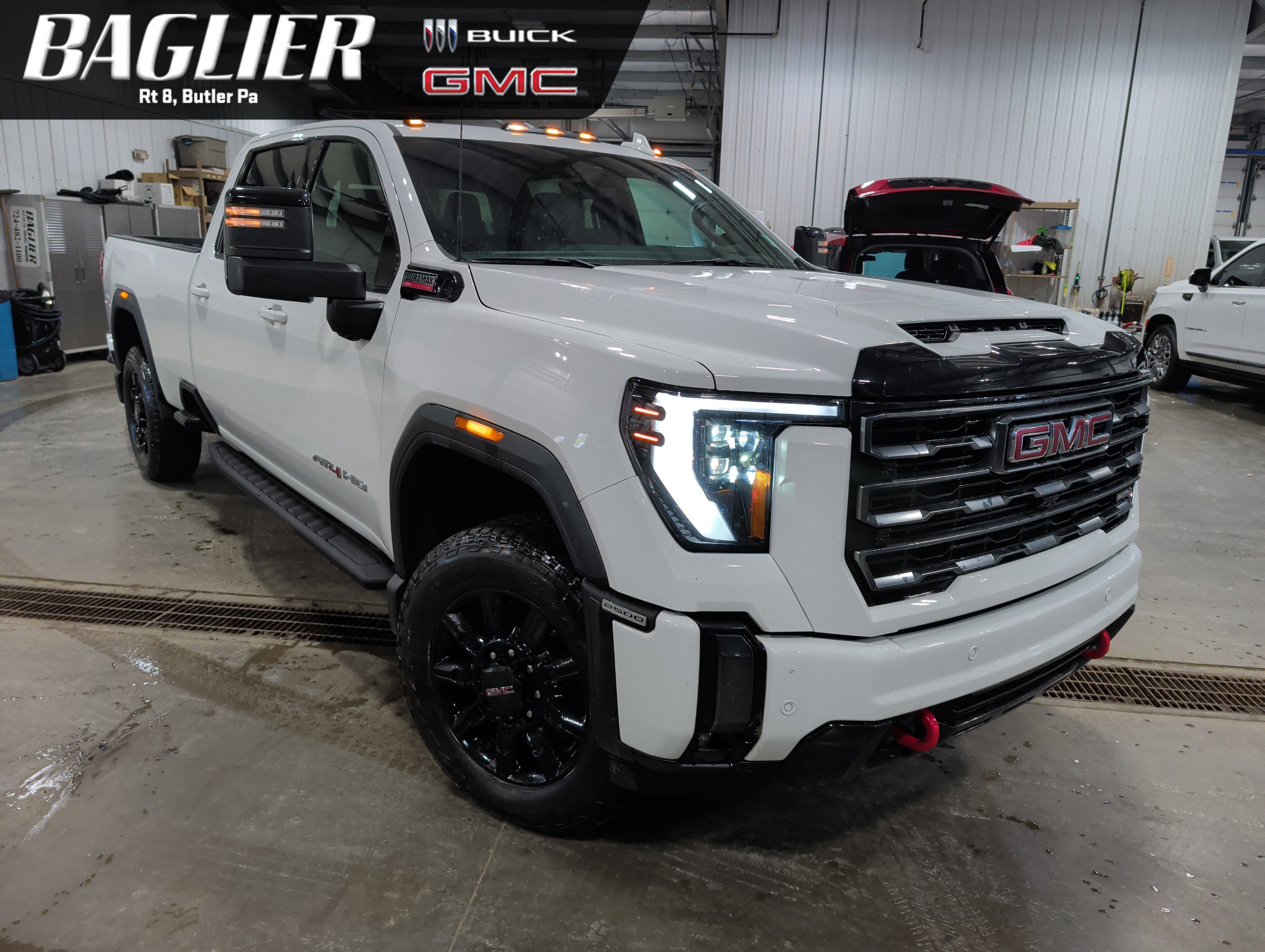 Used 2024 GMC Sierra 2500 AT4 w/ AT4 Premium Plus Package AWD/4WD image 1