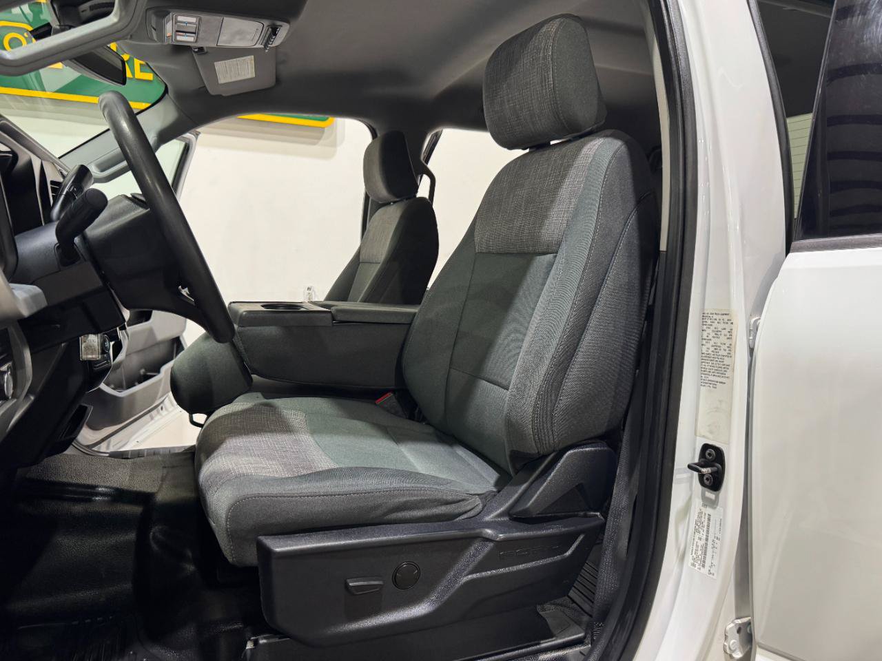 Used 2024 Ford F550 4x4 Crew Cab Super Duty w/ XLT Value Package image 12
