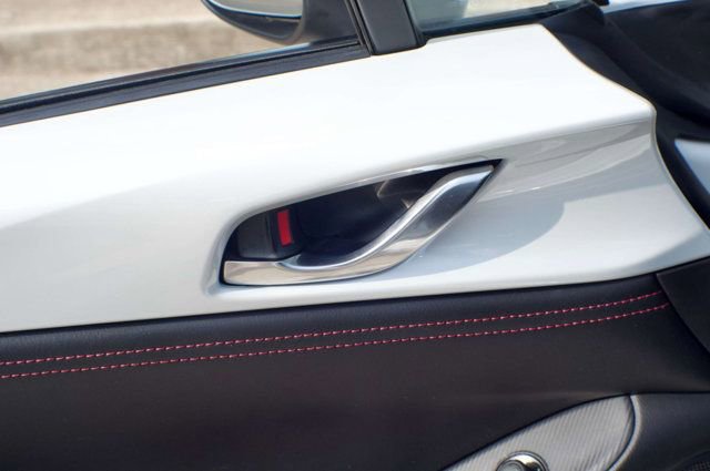 Used 2018 MAZDA MX-5 Miata Grand Touring RWD image 37