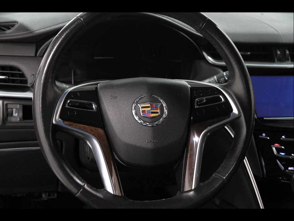 Used 2014 Cadillac XTS FWD image 7
