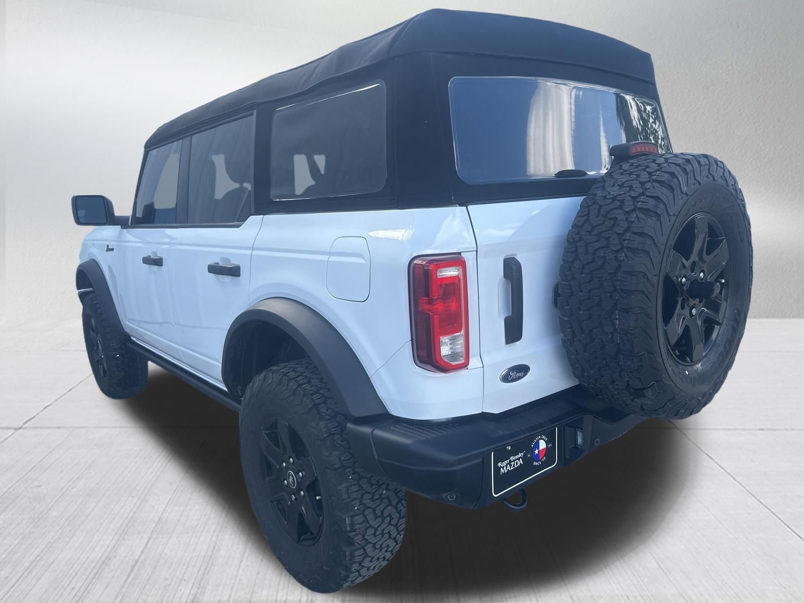Used 2024 Ford Bronco Black Diamond AWD/4WD image 6