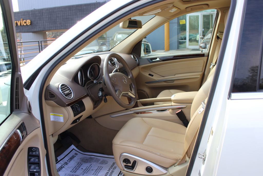 Used 2012 Mercedes-Benz GL 450 4MATIC image 16