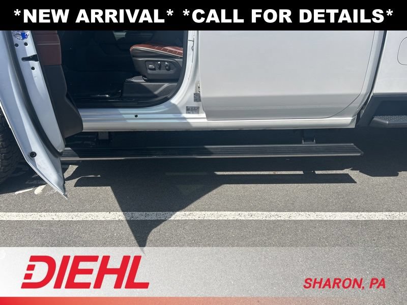 Used 2024 GMC Sierra 3500 Denali Ultimate AWD/4WD image 6