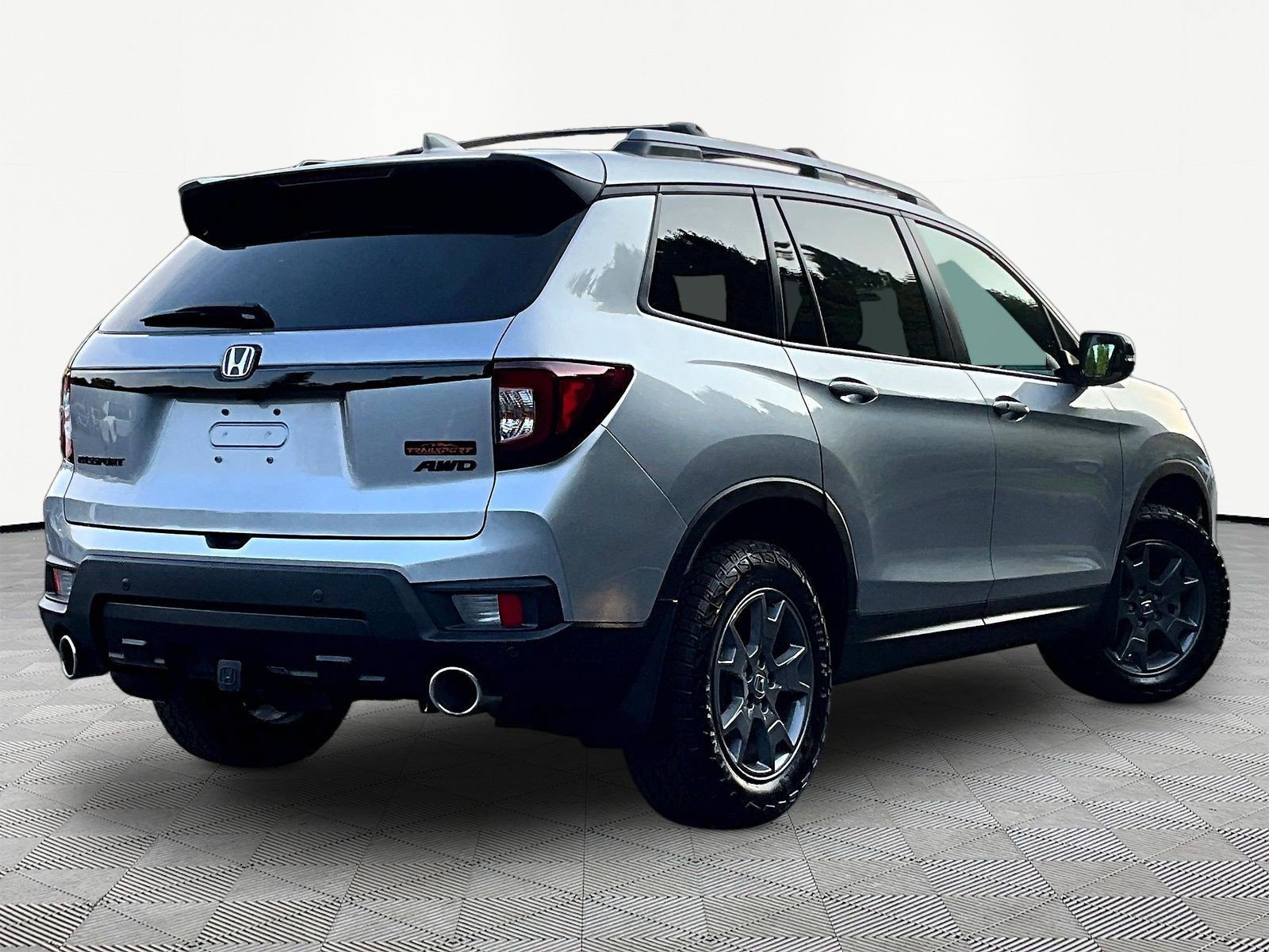 Used 2025 Honda Passport TrailSport image 6