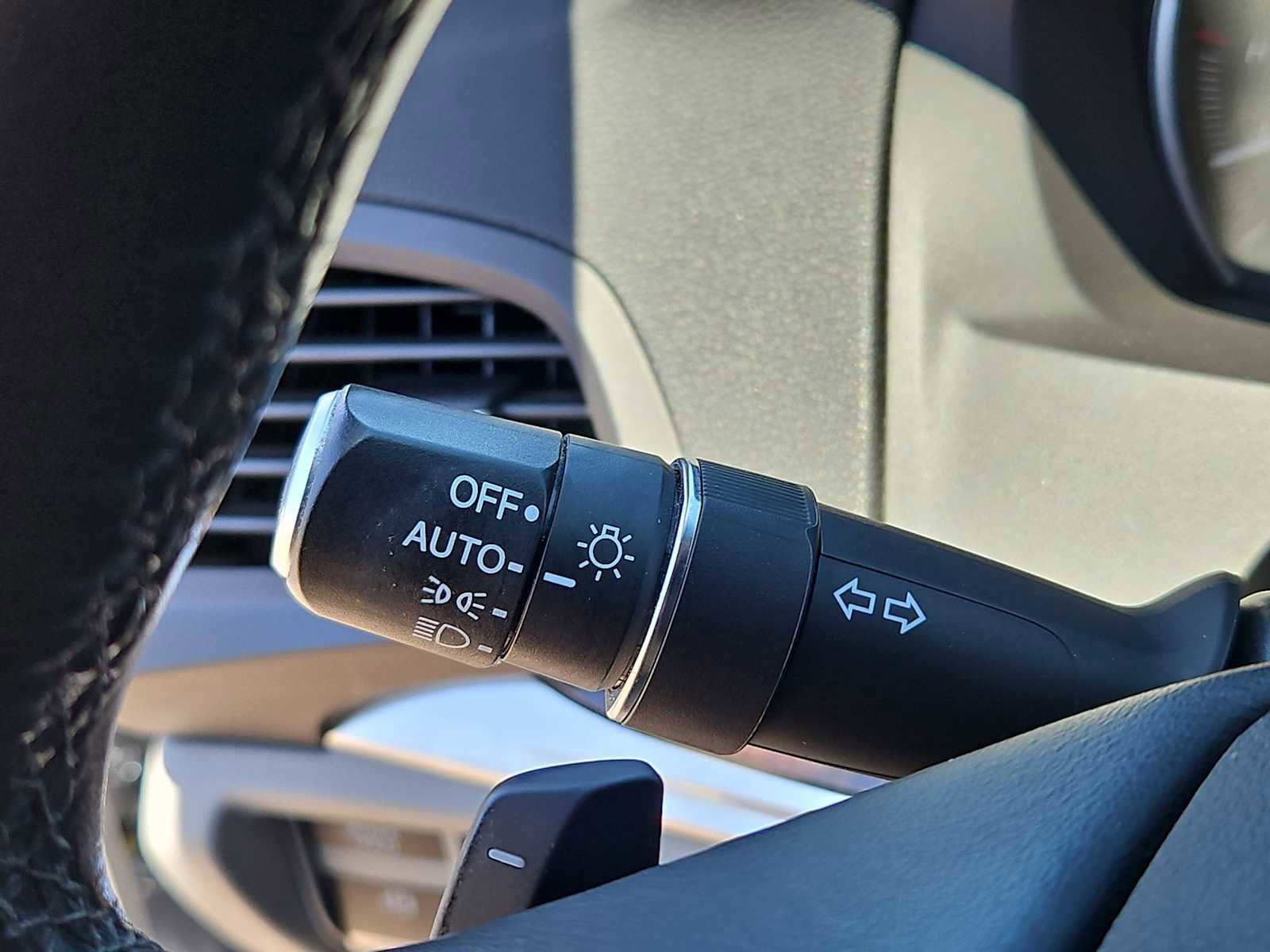 Used 2017 Acura MDX FWD w/ Technology Package image 26