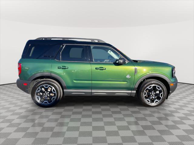 Used 2025 Ford Bronco Sport Outer Banks image 8