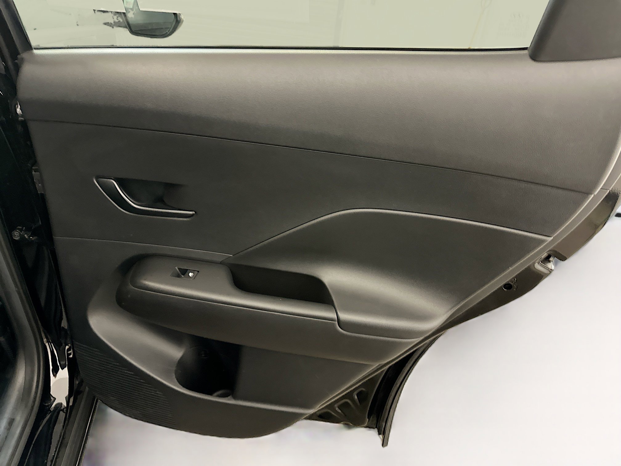 Used 2024 Hyundai Kona SEL image 30