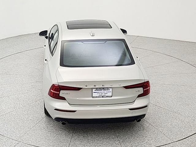 Used 2020 Volvo S60 T5 Momentum FWD image 33