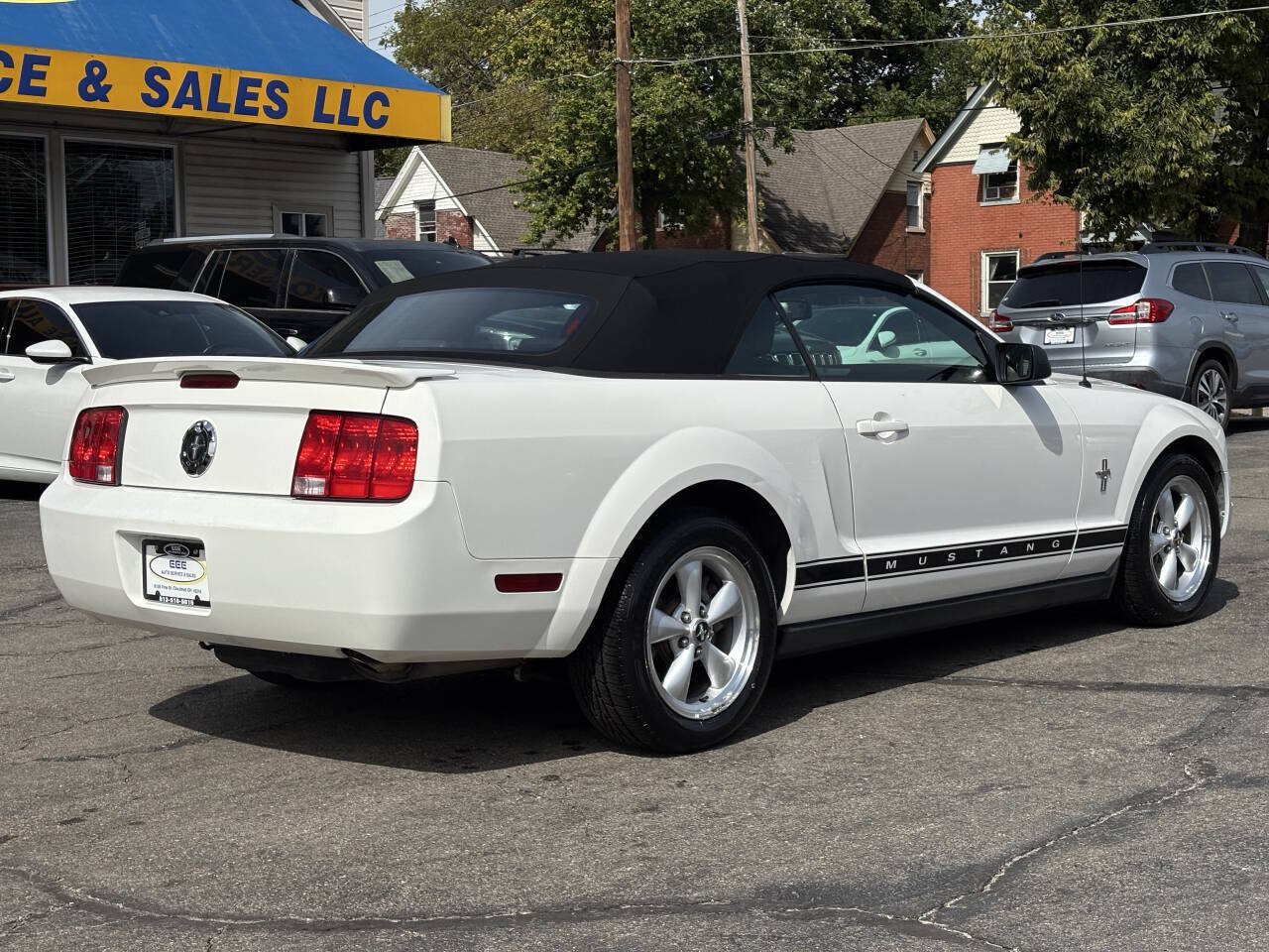 Used 2008 Ford Mustang Premium RWD image 8